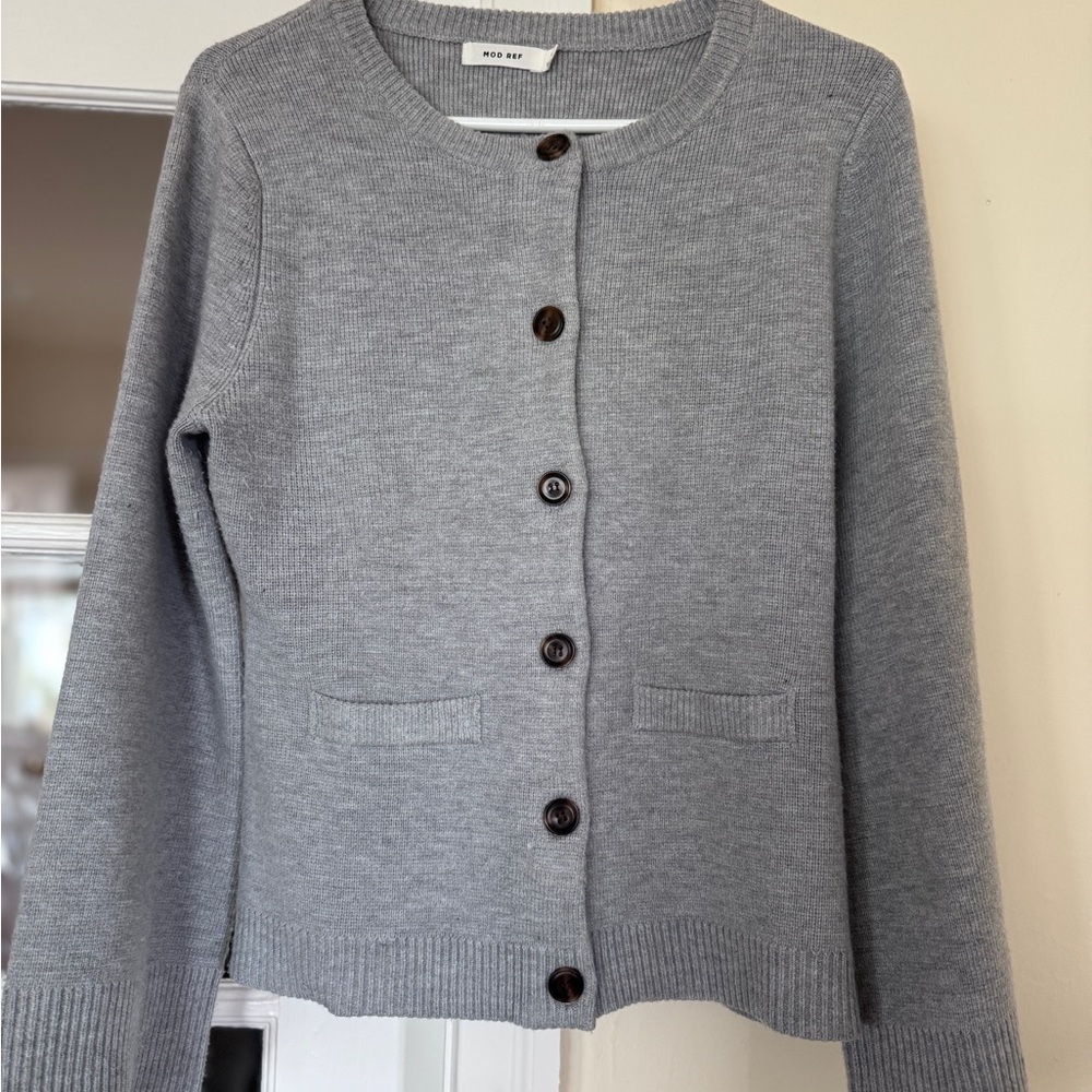 Mod Ref Gray Women's Cardigan with Brown Buttons